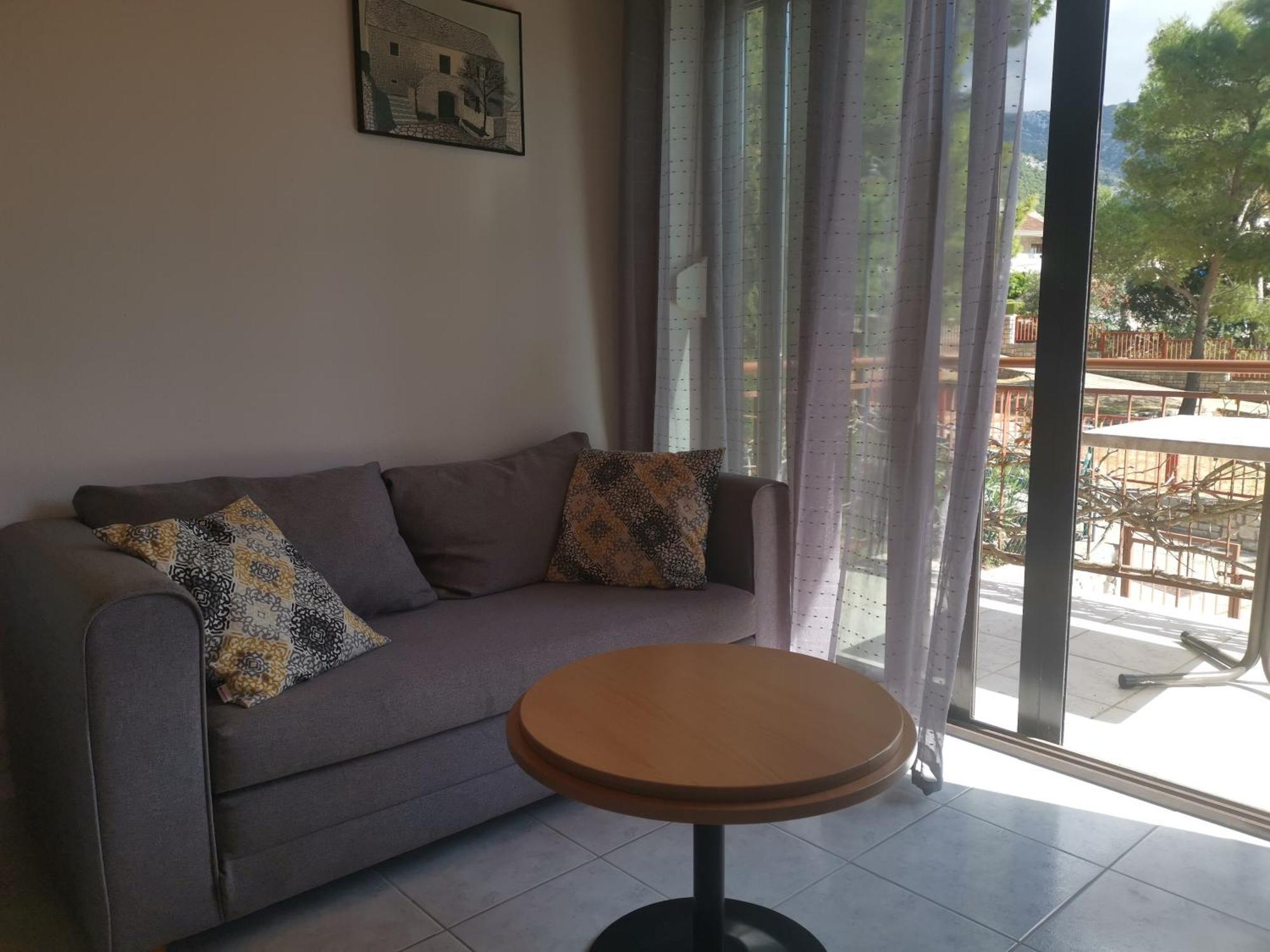Guesthouse Apartment Bozica ボル エクステリア 写真