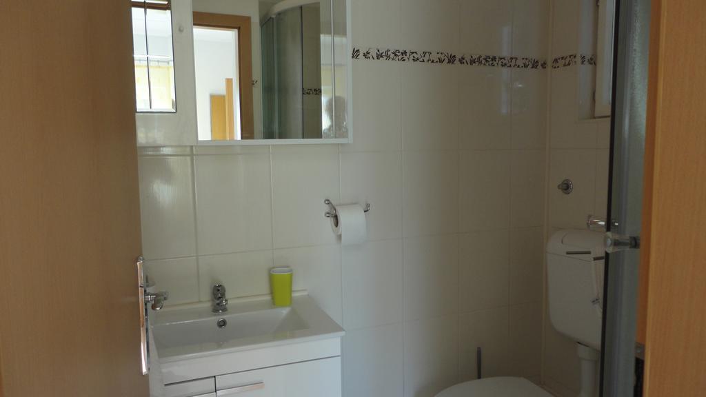Guesthouse Apartment Bozica ボル 部屋 写真